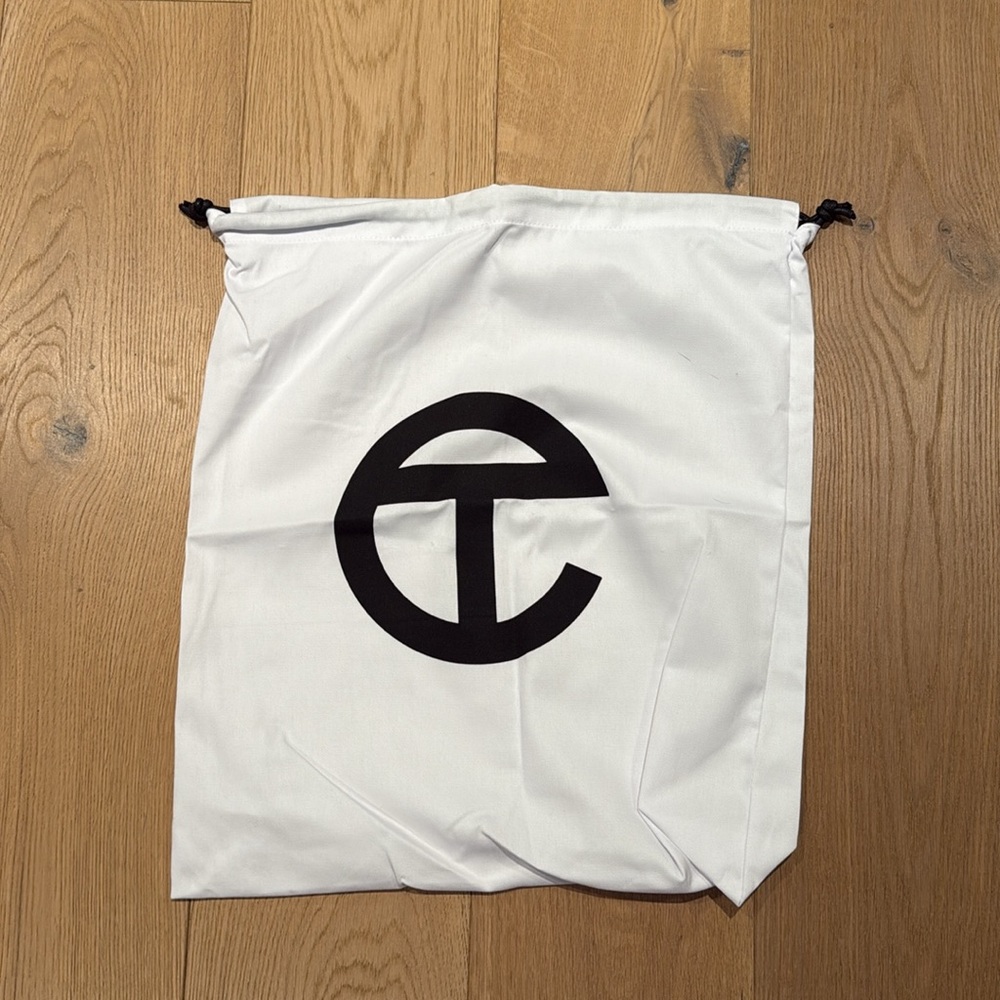 Telfar Vibrant Pink Tote Bag - Picture 5 of 5